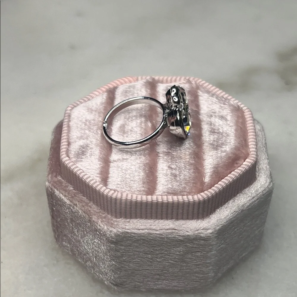 Elegant Silver Crystal Butterfly Ring